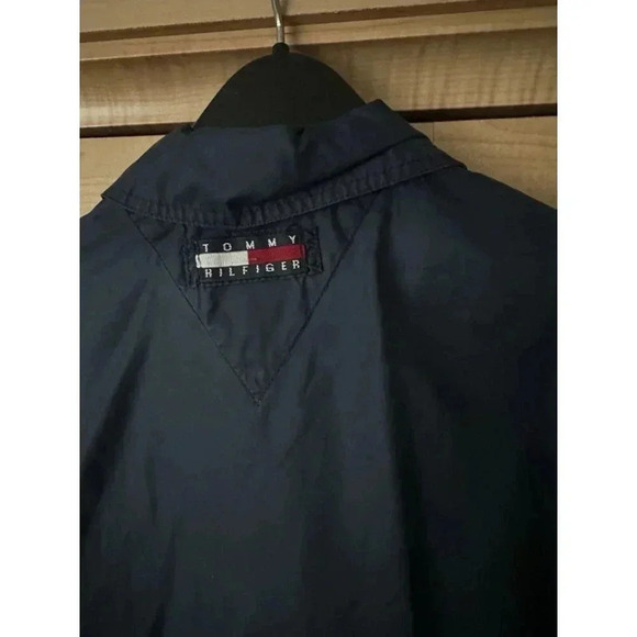 Tommy Hilfiger Men's Wind Breaker Jacket Size M Med Blue Snap Closure - Picture 3 of 7